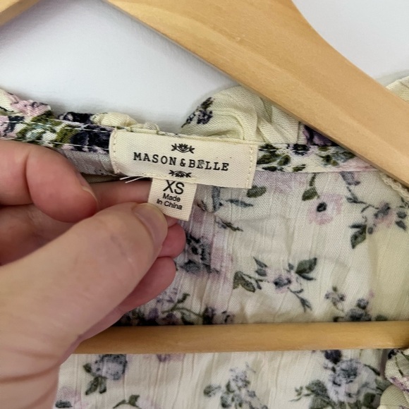 Stitch Fix Mason & Belle Ruffles V Neck Purple Floral Blouse - Picture 3 of 7